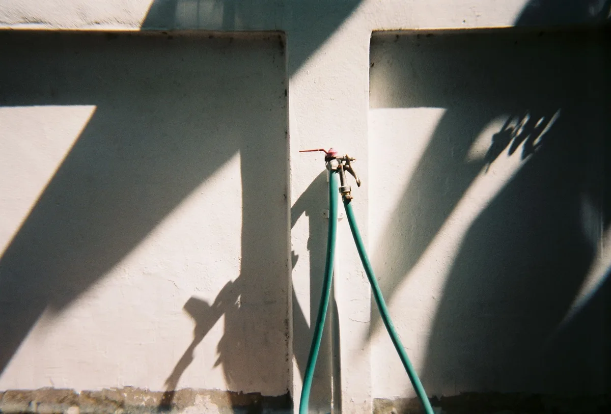 can i connect garden hose to kitchen tap